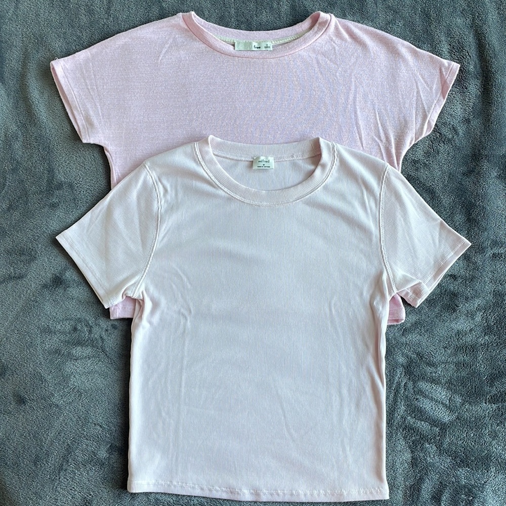 Aritzia - Wilfred T-Shirt Bundle